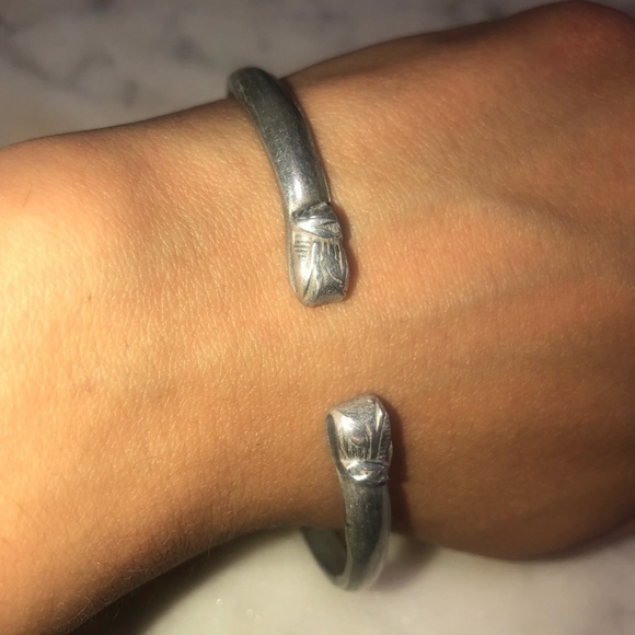 VTG Handmade Aluminum Bangle Open Cuff Bracelet w Folded Engraved Design Ends 8” - Picture 2 of 5